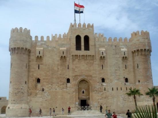 Qaitbay-Citadel-Alexandria (4)